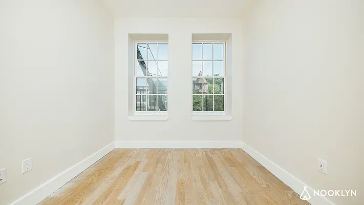 Rented by Nooklyn NYC LLC | media 30