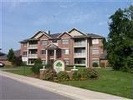 1641 White Oak Cir Unit 1-C, Munster, IN 46321