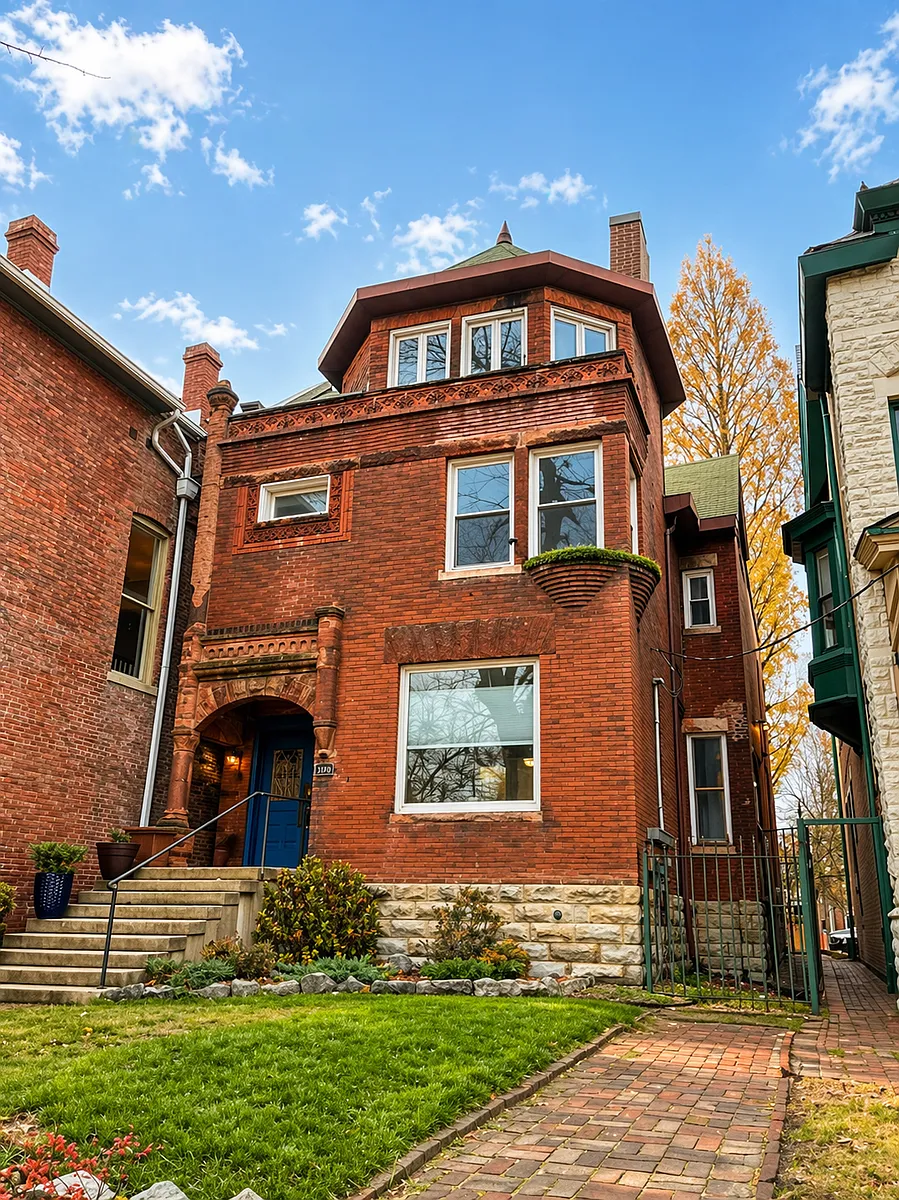 Front building facade - 1221 S 4th St #2