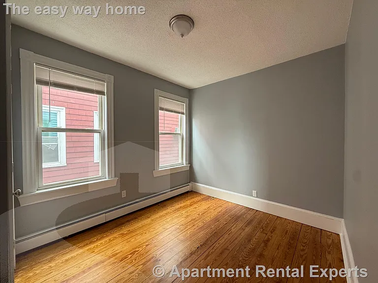 34 Plymouth St — Photo 16
