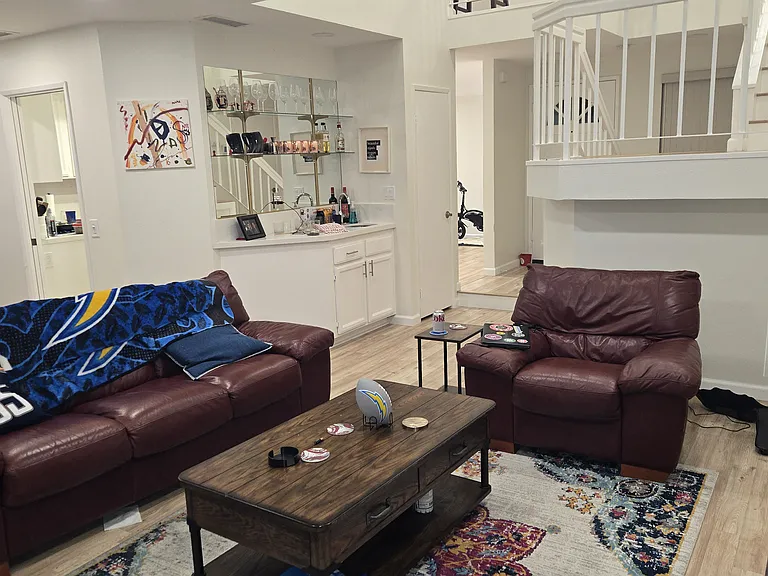 22195 Summit Hill Dr — Photo 22