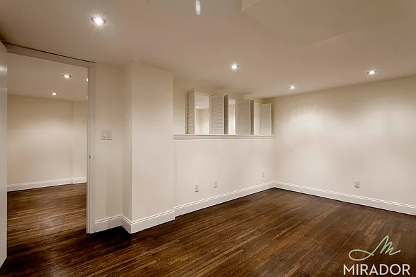 Rented by Mirador Real Estate | media 35