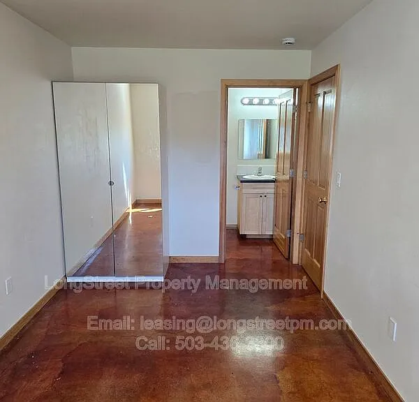 132 SW Avery Ave #103 — Photo 21
