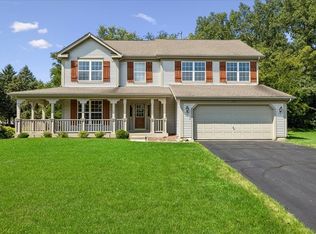 650 Glenbrook Rd, Crystal Lake, IL 60012