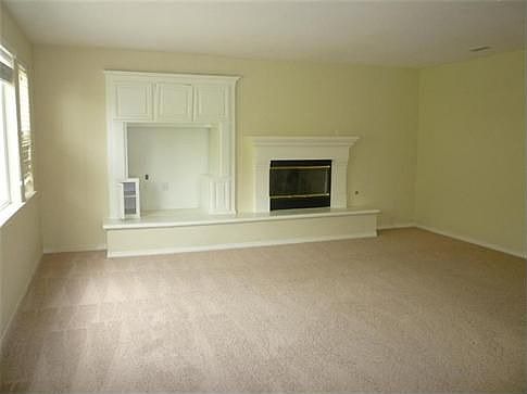 3rd image of 4578 Bluewood Ct