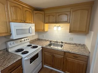 21 Staples Ave APT 14, Everett, MA 02149