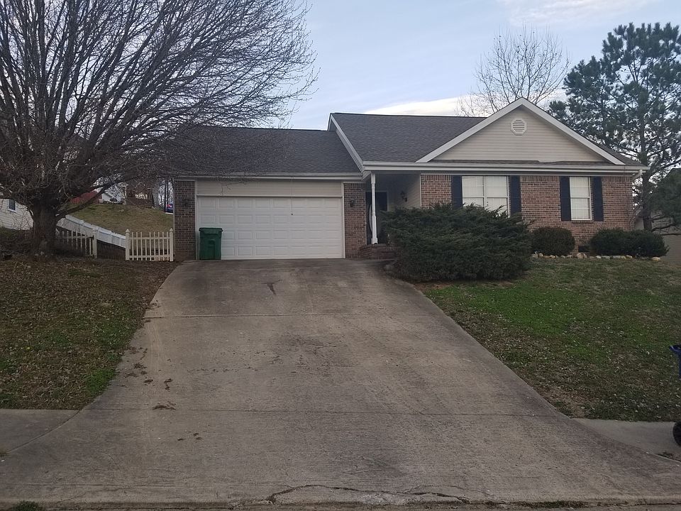 1st image of 1138 Fuller Glen Cir
