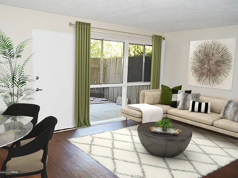 Madison Court Apartments — Photo 5