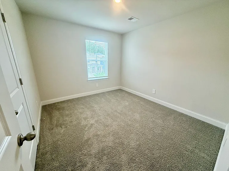 1816 Mahala Dr — Photo 19