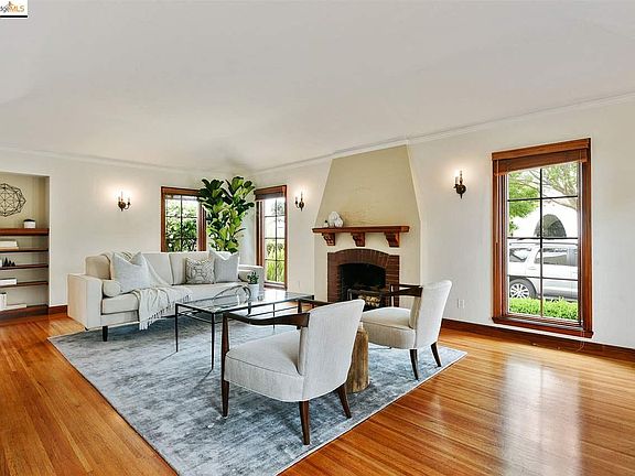 2nd image of 710 Arbor Dr