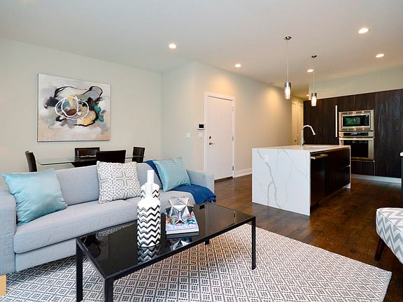 3rd image of 5236 N Kenmore Ave #2S
