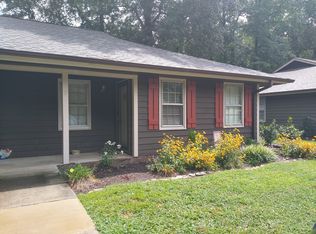3 Oakwood Dr, Greenville, SC 29609