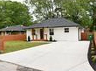 2442 Lynn Iris Dr, Decatur, GA 30032