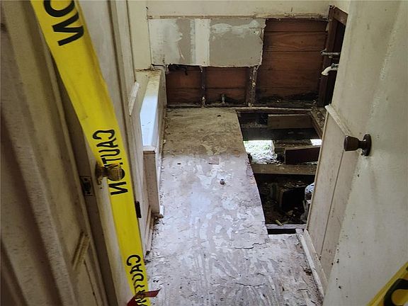 4th image of 2858 Delta Downs Dr