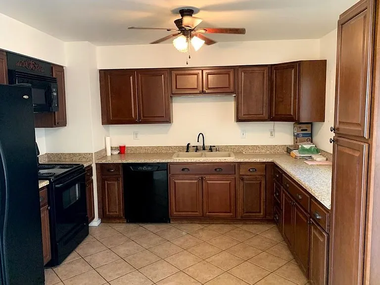 5428 Escondido Ct — Photo 4