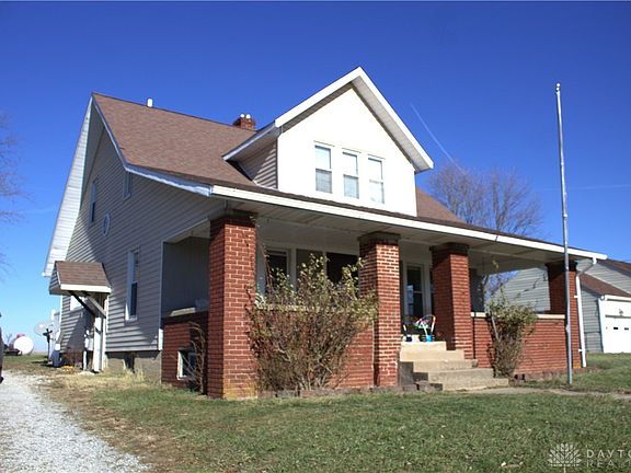 5th image of 200 E Main St