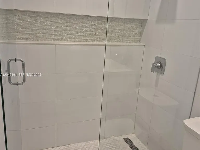 5820 SW 58th Ct — Photo 12