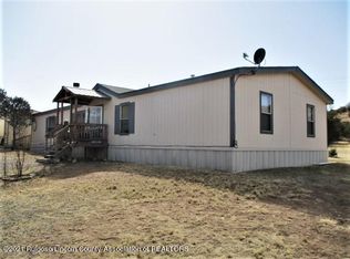 129 Valley View Rd, Capitan, NM 88316