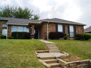 2078 Briarcliff Rd, Lewisville, TX 75067