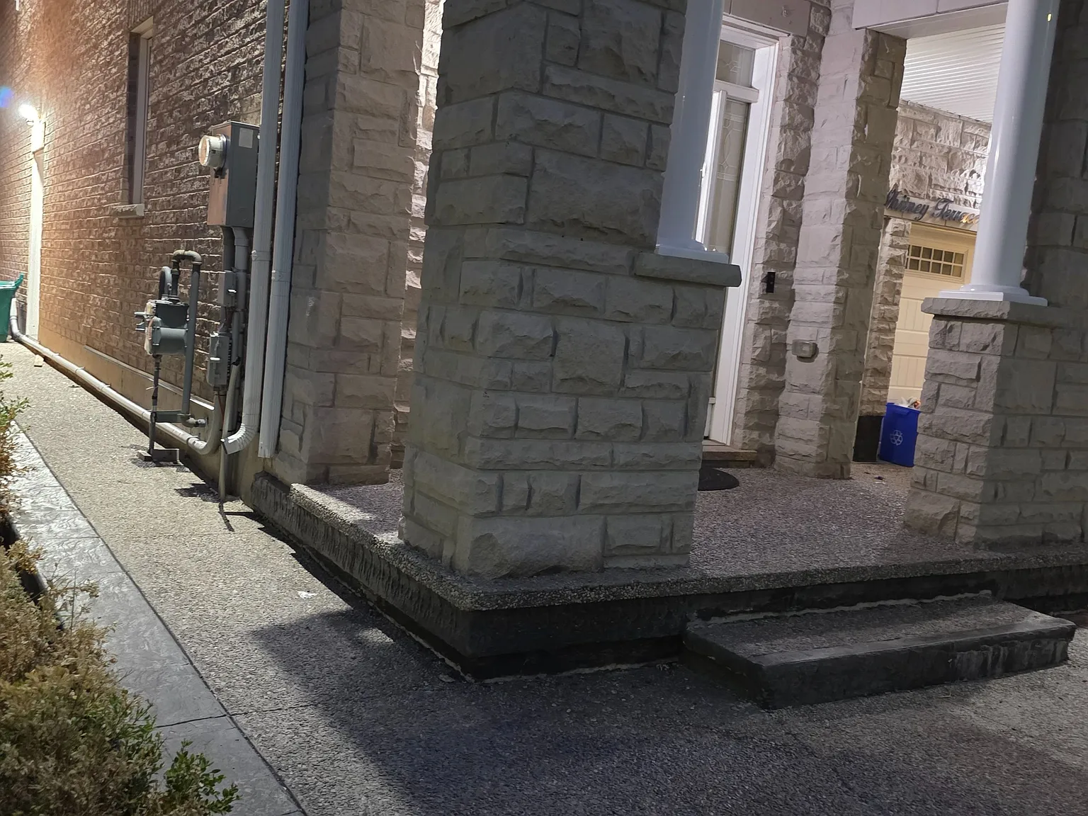 2 bed, $1,800 — Photo 2