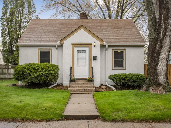 609 Geranium Ave E, Saint Paul, MN 55130