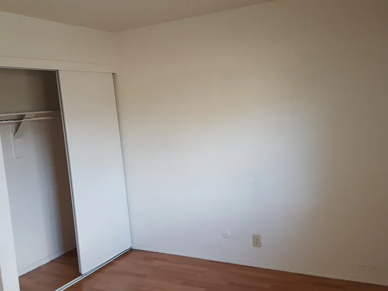 844 Chelwood Park Blvd NE — Photo 6