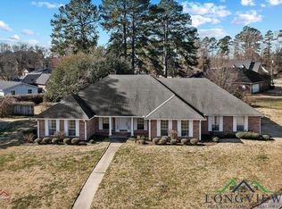 904 Mustang Cir, Carthage, TX 75633