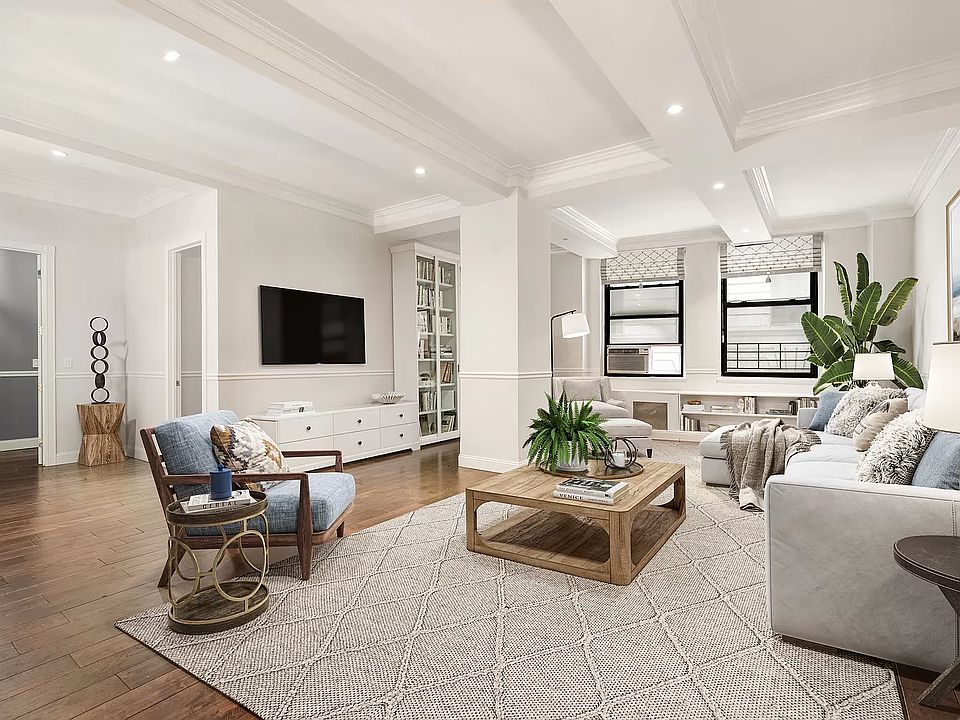 1st image of 3 Hanover Sq APT 4G