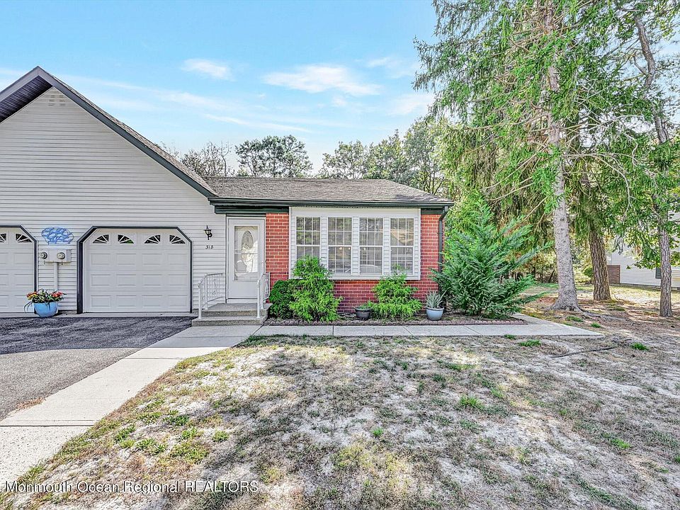 1st image of 31B Canton Dr
