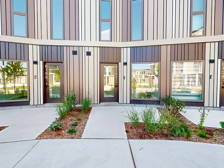 2082 Lumen Dr #107B — Photo 11
