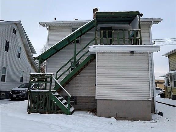 2nd image of 1545 Longfellow Ct NE