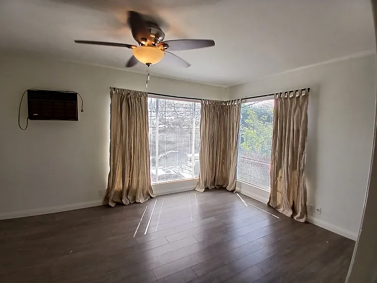 317 Walnut Ave #6 — Photo 21