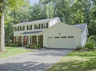 123 Academy Dr, Longmeadow, MA 01106