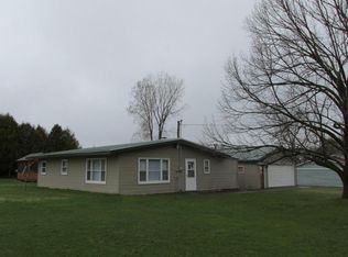 N7905 Crescent Ln, Crivitz, WI 54114