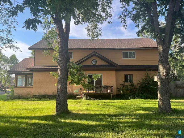 700 Main Ave, Bridgewater, SD 57319