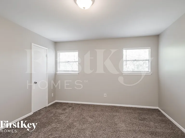 1702 Corral Dr — Photo 11