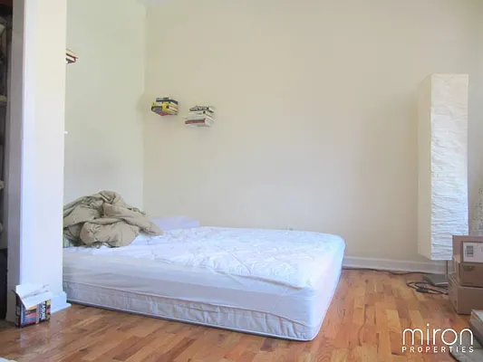 Rented by Miron Properties | media 9