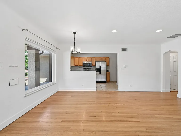 840 N Krameria St — Photo 50