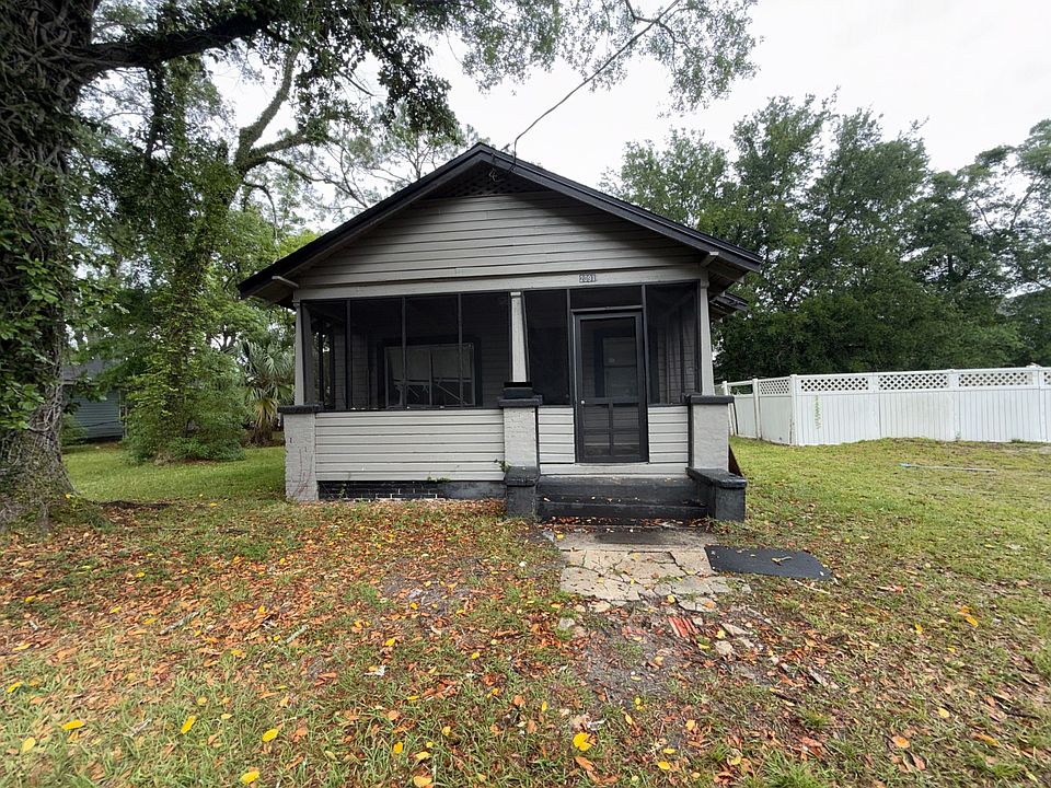 1st image of 2091 Yulee St
