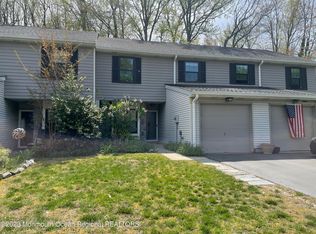 29 Steeplechase Ct, Oceanport, NJ 07757