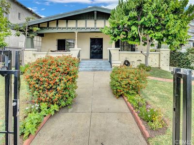 1417 S Norton Ave, Los Angeles, CA, 90019