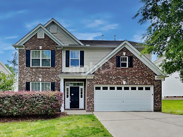 1748 Main Divide Dr, Wake Forest, NC 27587