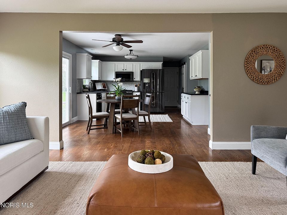 5448 Deercross Ct, Sylvania, OH 43560 | Zillow