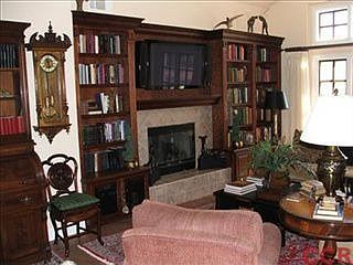 4th image of 310 Little Oak Ct