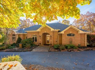 1200 Falcon Ridge Rd, Blacksburg, VA 24060