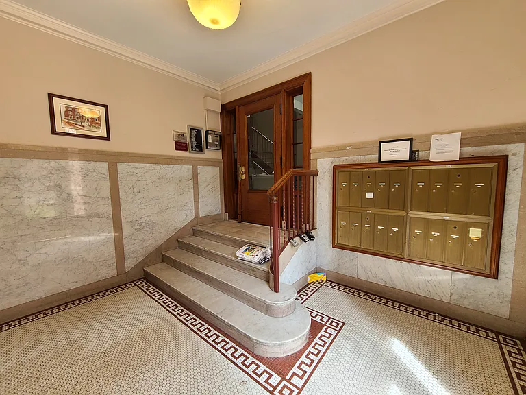 22 Concord Ave #11 — Photo 6