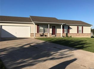 804 Warrior Pass, Warrenton, MO 63383