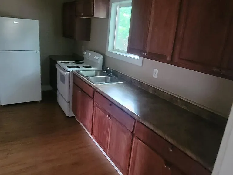 2200 Milne St — Photo 7