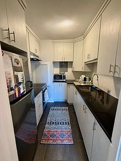3rd image of 38 Monk St #1384537