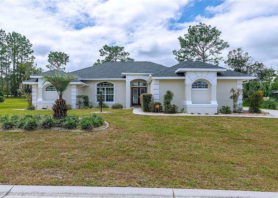 1st image of 549 Lake Dr